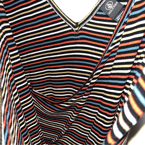 VOLCOM Strype Hype Bodysuit woman's size medium multi color striped deep v neck - Picture 14 of 14